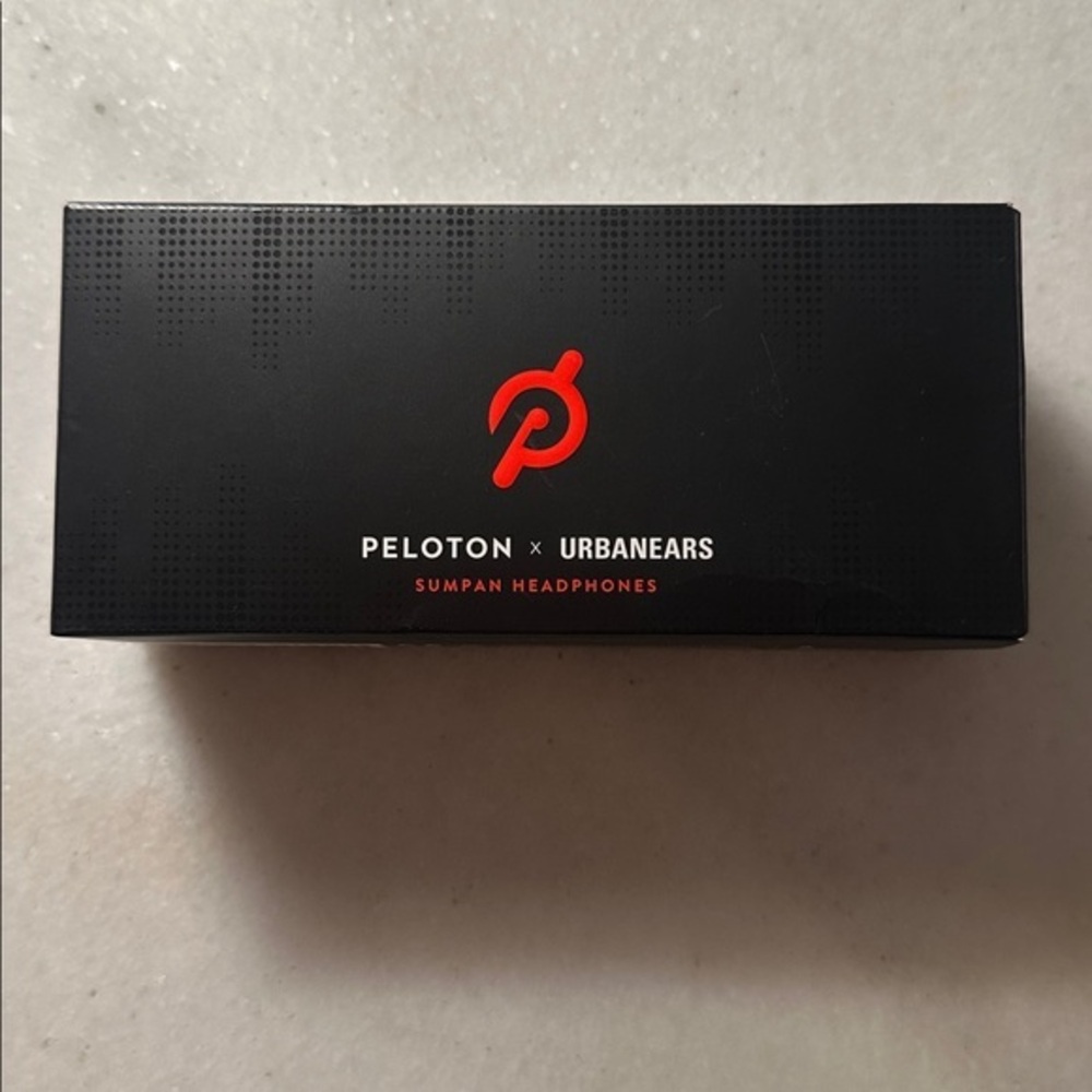 Peloton x Urbanears Sumpan Headphones - Black and Red